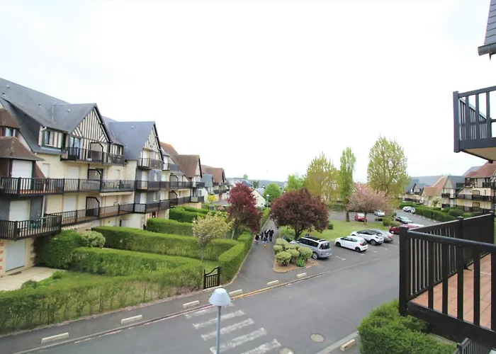 Charmante Villegiature A 150m De La